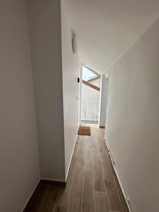 Charmante Studio Ligne 13 Tram 5 Saint Denis Pierrefitte-sur-Seine Eksteriør billede